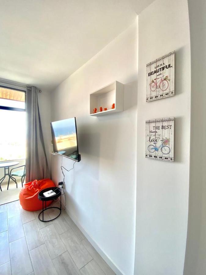 Bonny House Los Cristianos Sea View Free Wifi อาโรนา ภายนอก รูปภาพ